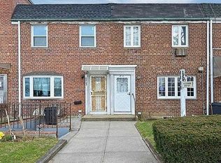 6805 Main St, Flushing, NY 11367