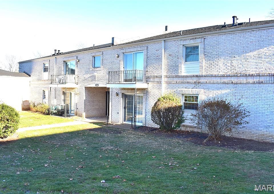 1st image of 4366 Chateau De Ville Dr APT E