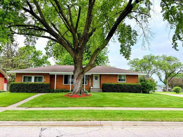 301 South Dousman Street, Prairie Du Chien, WI 53821