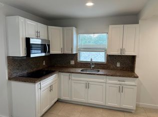801 Dobbins St #4, West Palm Beach, FL 33405