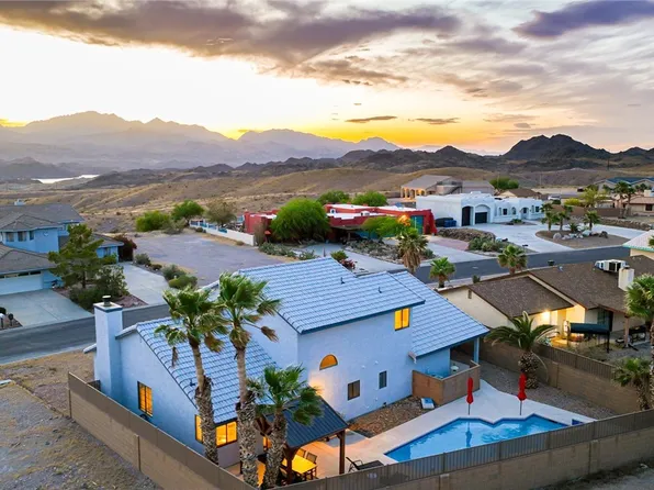 846 Indian Head Dr, Bullhead City, AZ 86429