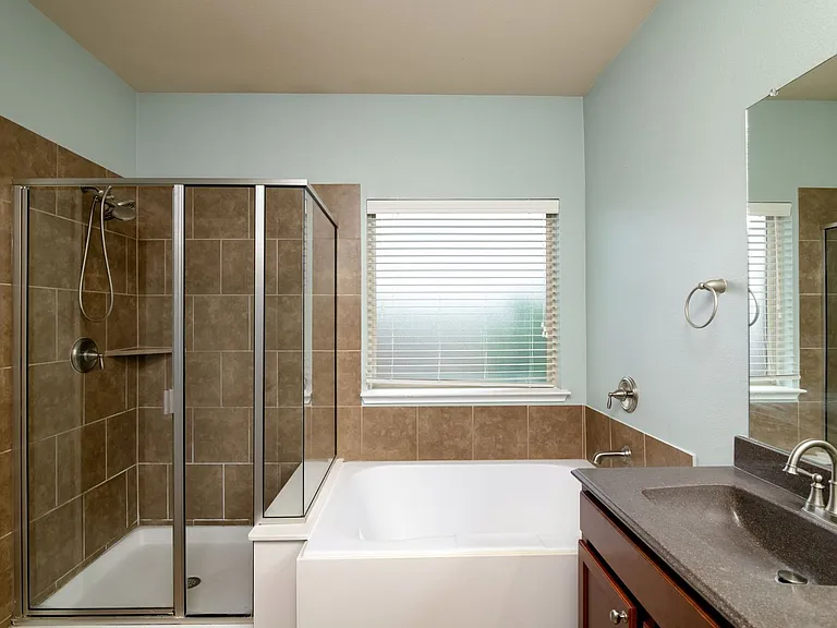 129 Griffin Ave — Photo 16
