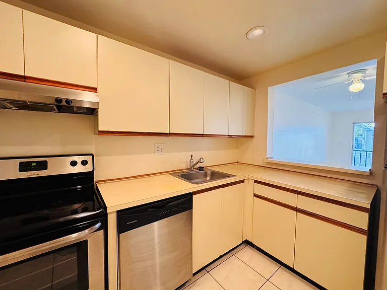 8025 Colony Cir S #203 — Photo 38