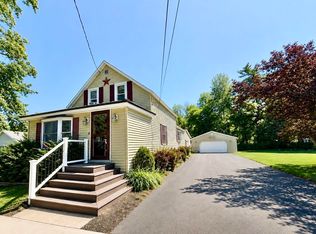 1002 Mason St, Morrisonville, NY 12962