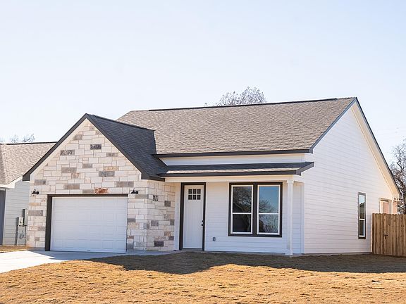 2nd image of 313 String Prairie Way