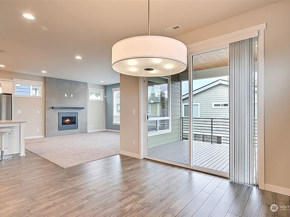 5th image of 3024 S 276th Ct