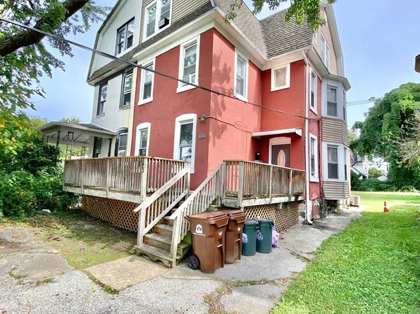 23 N Wycombe Ave, Lansdowne, PA 19050