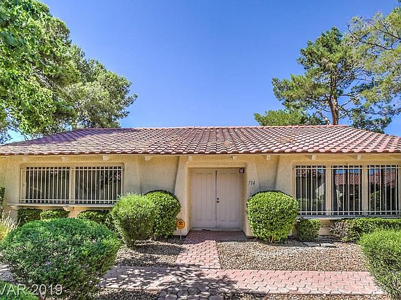 4th image of 714 Sea Pines Ln