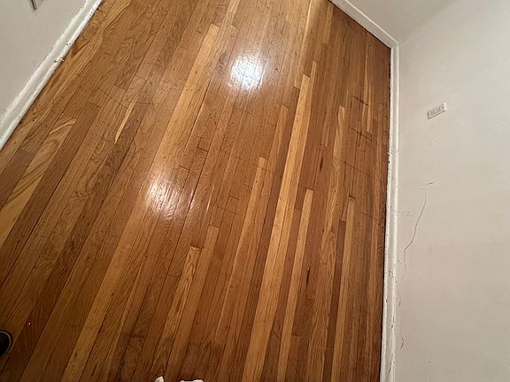 5th image of 21619 64th Ave #1AYARD