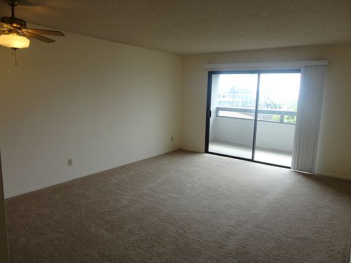 4th image of 870 Diamond St APT 303