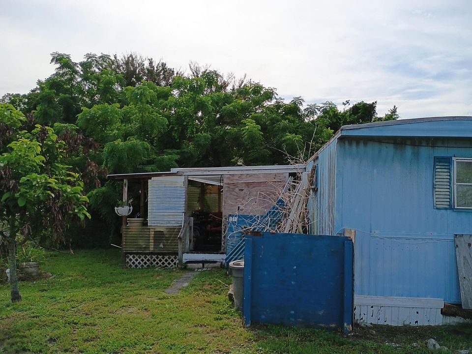 1st image of 1512 NE Dove Avenue