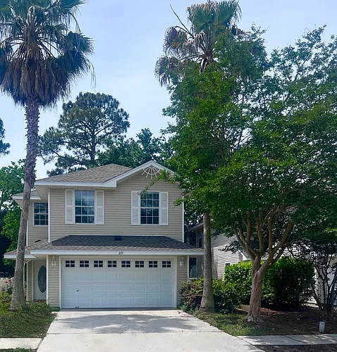 271 Twin Lakes Ln Photo 1