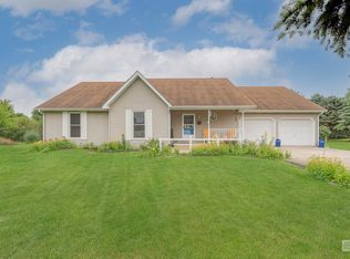 4082 E 2370th Rd, Sheridan, IL 60551