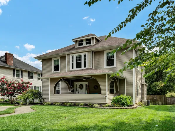 306 W High St, Mount Sterling, KY 40353