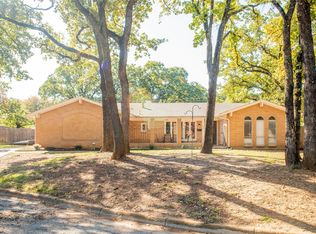 7544 Monterrey Dr, Fort Worth, TX 76112