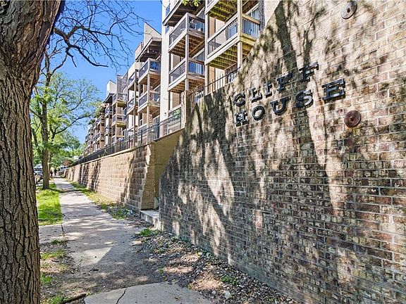 2nd image of 4532 Holly St APT 2