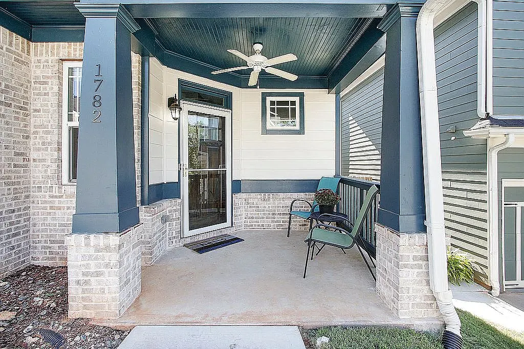 4 bed, 2.5 bath, 1878 sqft, $2,850 — Photo 4