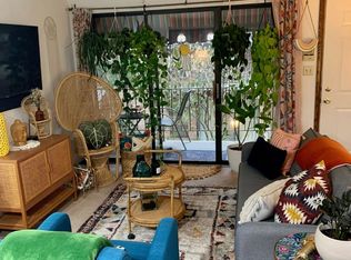 1104 11th Ave APT 5, Huntington, WV 25701