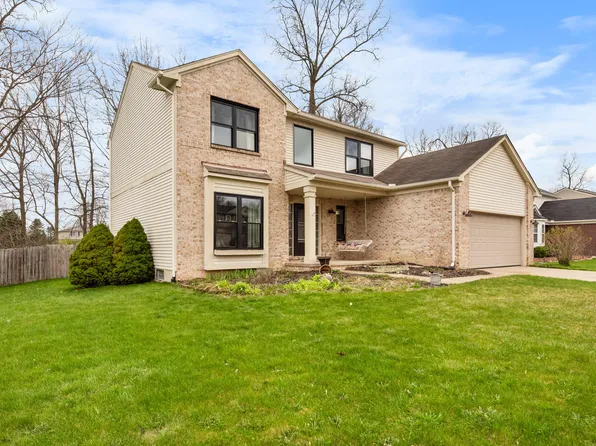 9033 Timbercrest Ln, Whitmore Lake, MI 48189