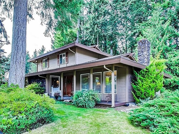 4th image of 2885 SE Forest Villa Ct