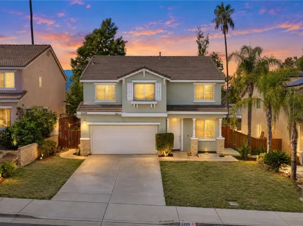 33129 Shoreline Dr, Lake Elsinore, CA 92530