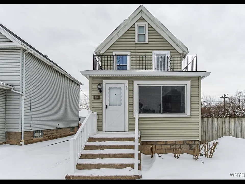 176 W Hazeltine Ave