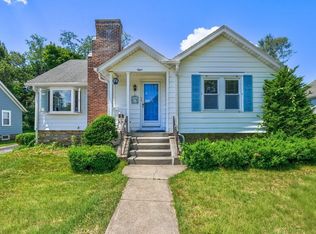 8 Knowles Rd, Worcester, MA 01602
