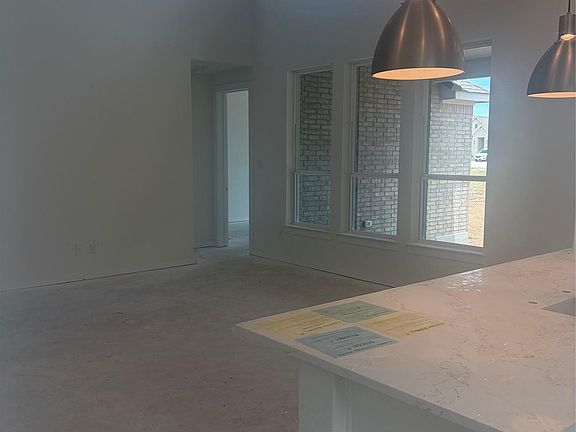 5th image of 1020 Rollingwood Trl