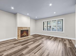 4919 Laurel Canyon Blvd APT 9, Valley Village, CA 91607