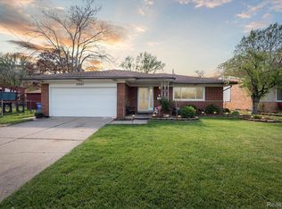 27527 Wagner Dr, Warren, MI 48093