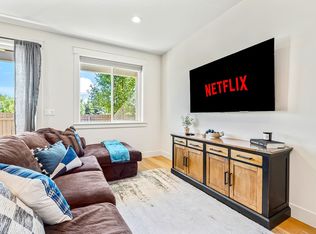6389 W Bluebird Ln #ID1322140P, Garden City, ID 83714