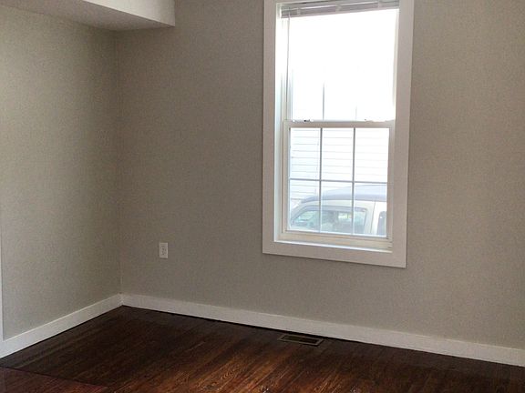 5th image of 428 Lafayette Pl