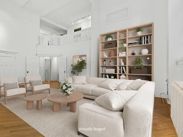 33 West 67th Street image 3 of 14