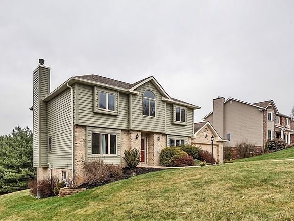 2nd image of 109 Whitetail Dr