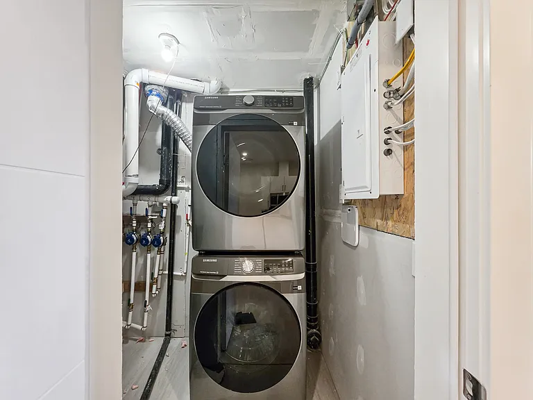 2108 Home Rd NW #1 — Photo 10