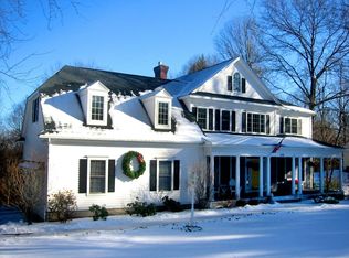 1104 Hill St, Suffield, CT 06078