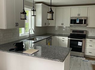92 Old Northfield Rd, Fitchburg, MA 01420