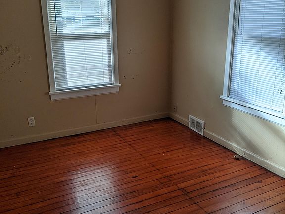 3rd image of 608 N James St