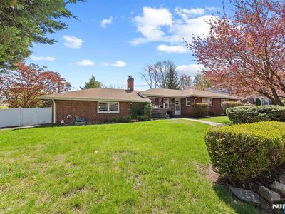 868 Oak Ave, Maywood, NJ, 07607