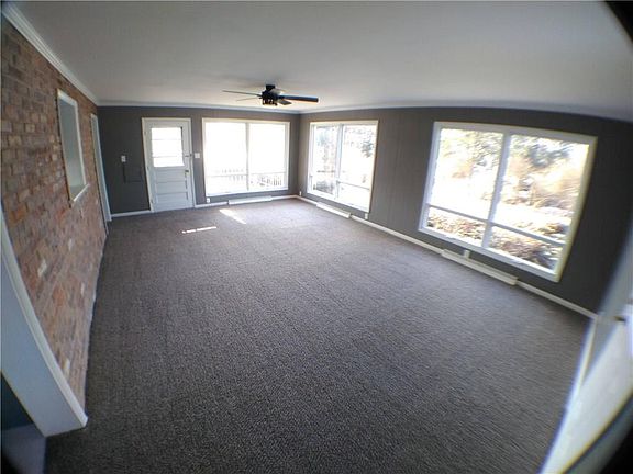 4th image of 217 Edgewood Dr