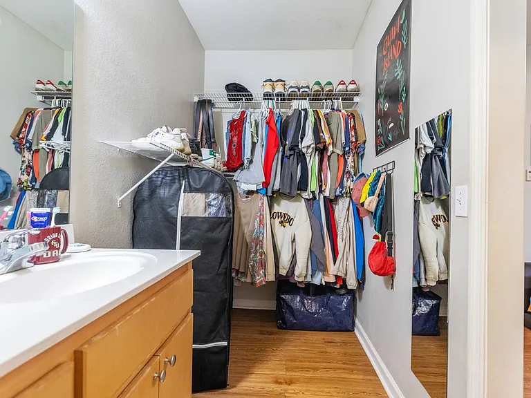 533 Conradi St #1 — Photo 9
