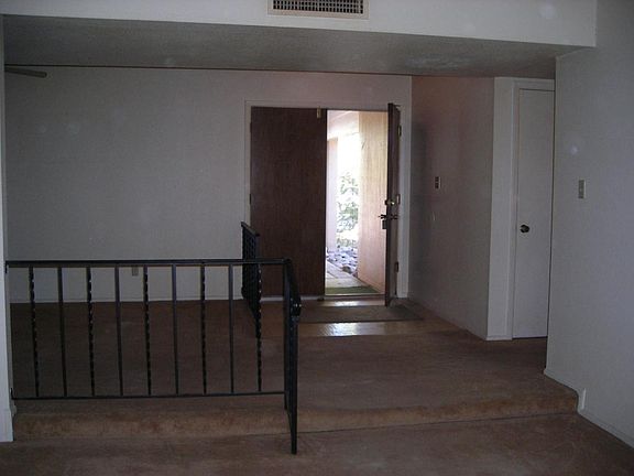2nd image of 2125 E Yale Dr
