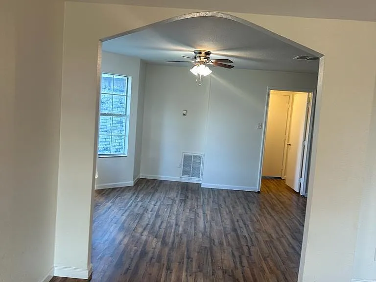 351 Witt Rd — Photo 2