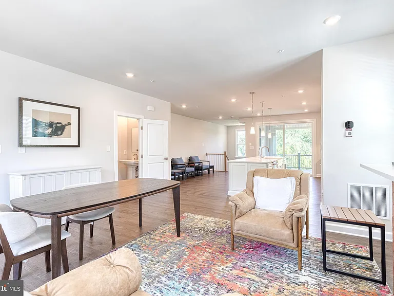 200 Hickory Hollow Ct — Photo 10