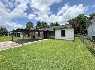 2066 Earl St, Beaumont, TX 77703