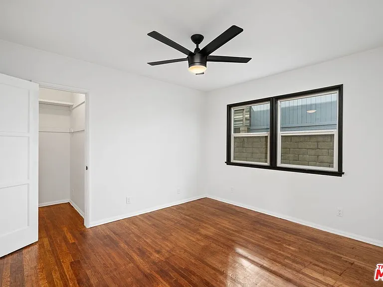 1645 Selby Ave — Photo 13