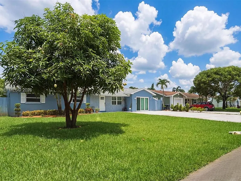 6595 Massachusetts Dr — Photo 5
