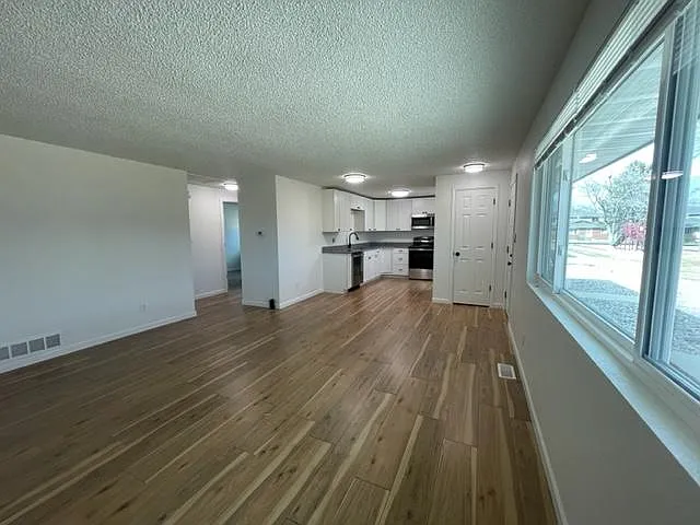 2330 Wedgewood Ave #2A — Photo 6