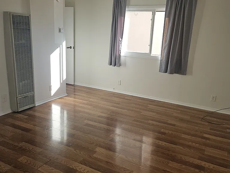 8809 Etiwanda Ave #27 — Photo 3
