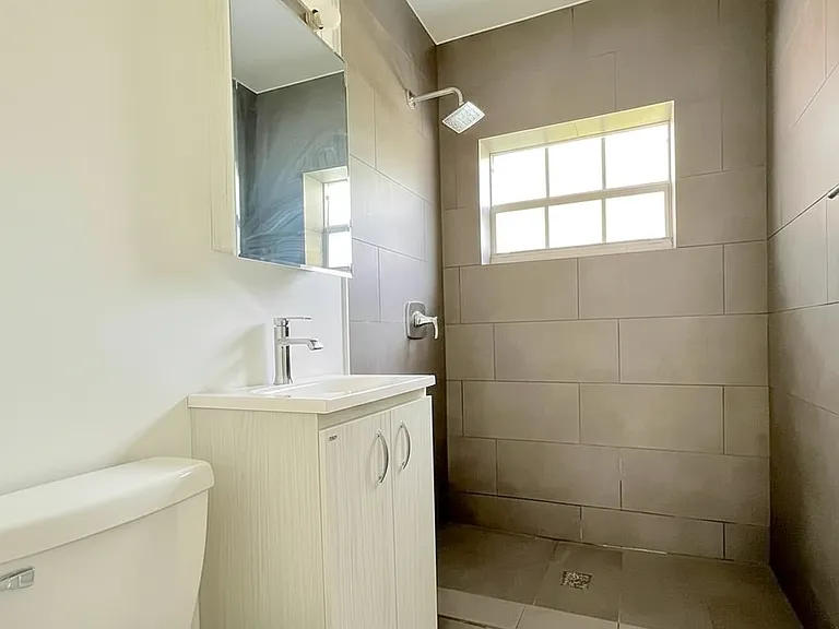 600 SW 16th Ave #1602 — Photo 9